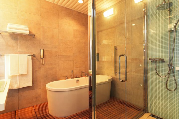 Room 77 of 98