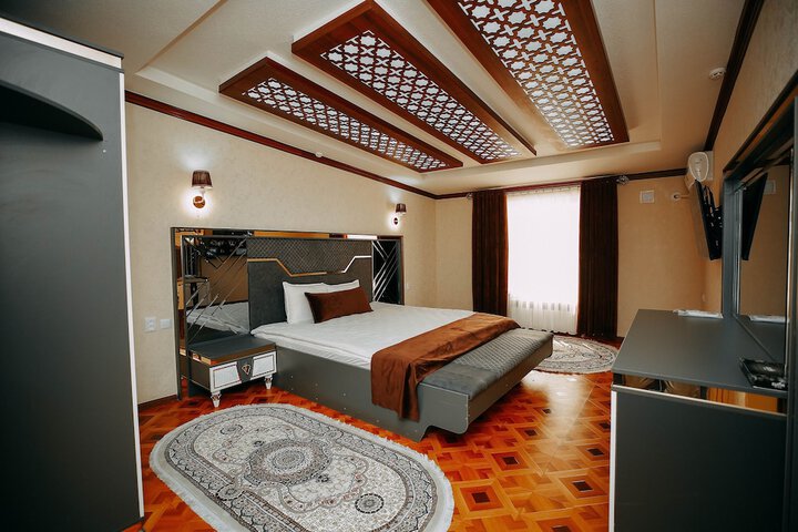 Room 15 of 41