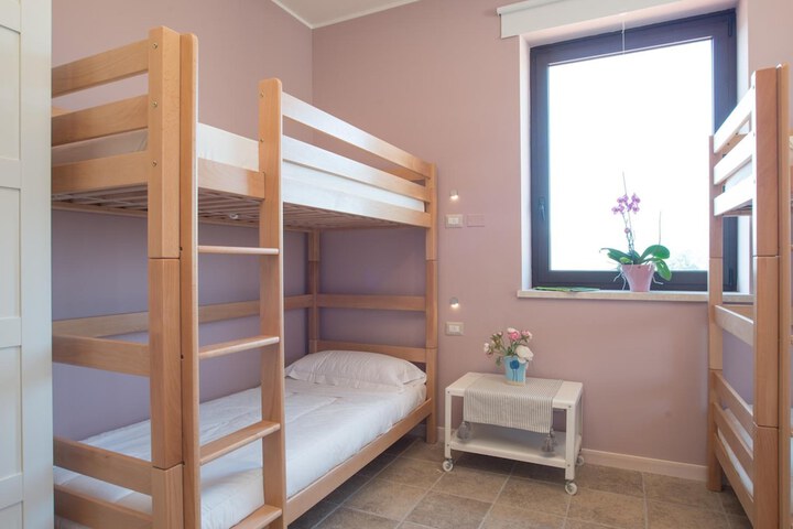 Room 15 of 51