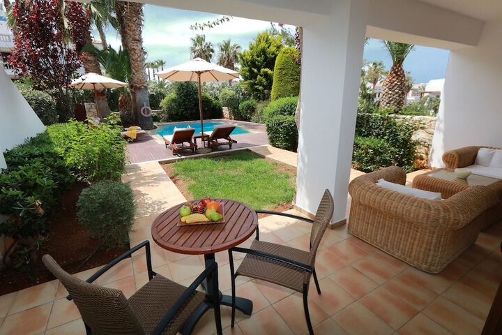 Terrace/Patio 52 of 138