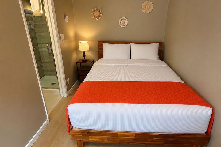 Room 55 of 153