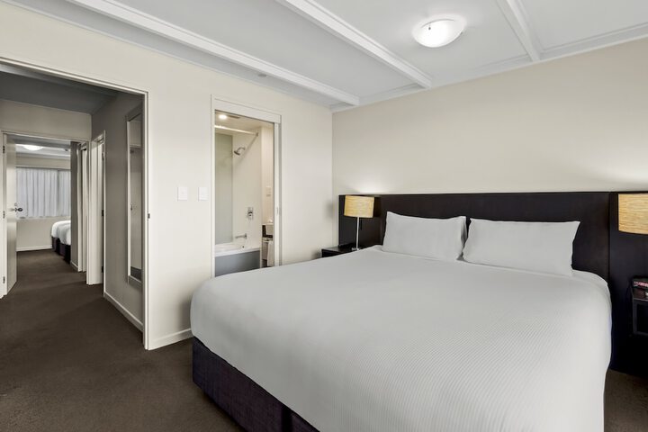 Room 7 of 49