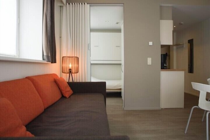 Room 39 of 77