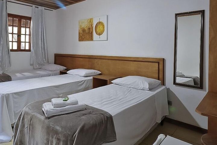Room 4 of 49