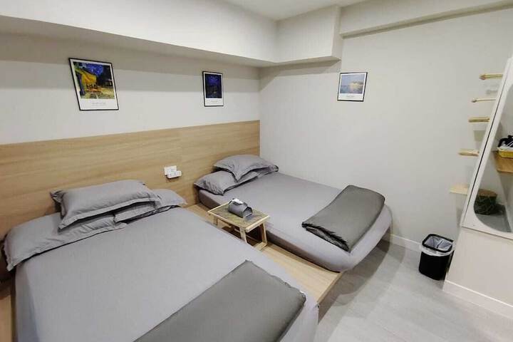 Room 34 of 55