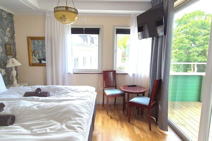 Room 26 of 68