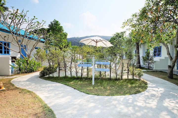 Hotel Exterior 126 of 135