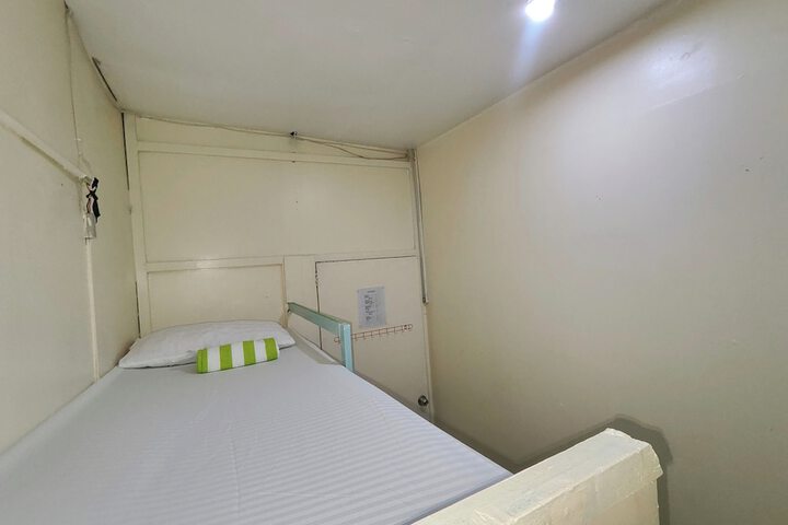 Room 7 of 52