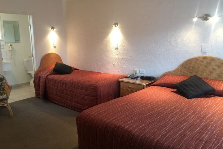 Room 10 of 47