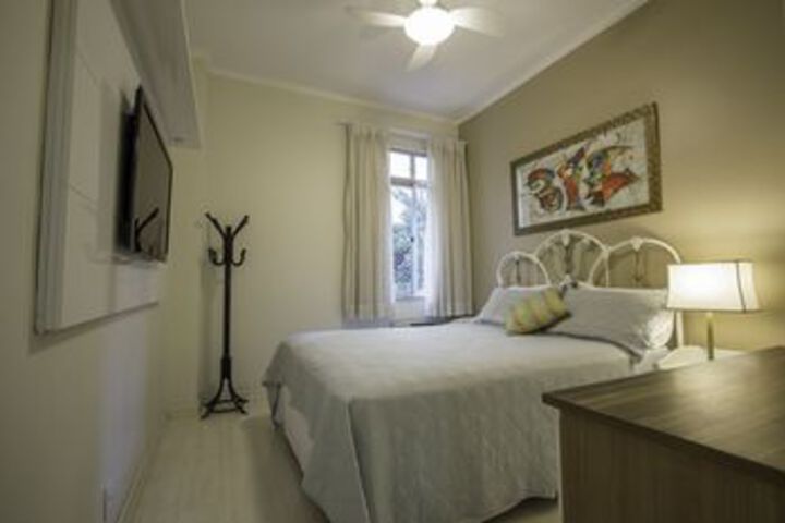 Room 11 of 22