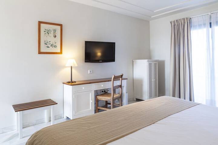 Room 35 of 117
