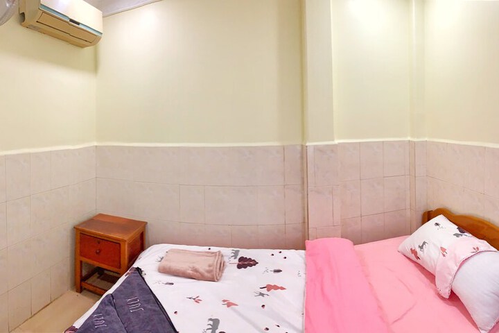 Room 48 of 62