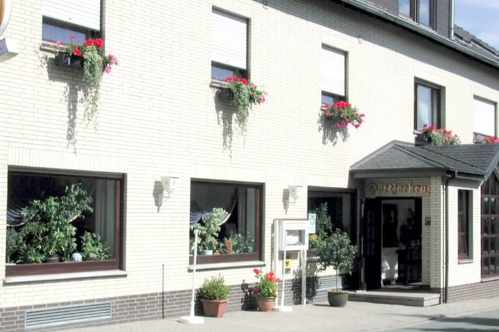 Hotel 3 of 6