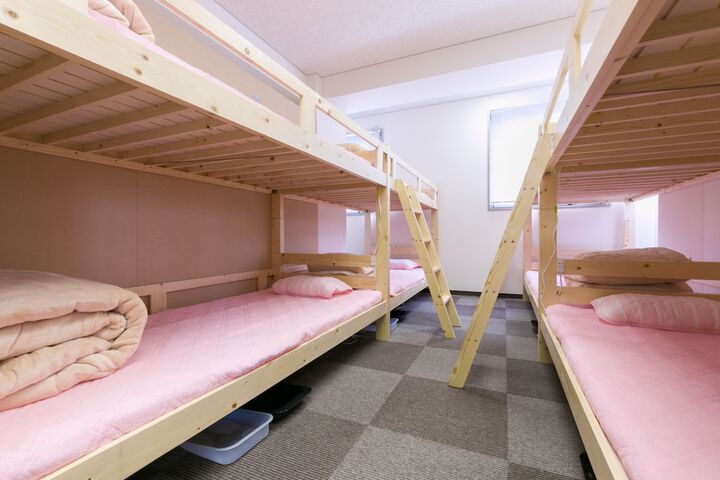 Room 11 of 22