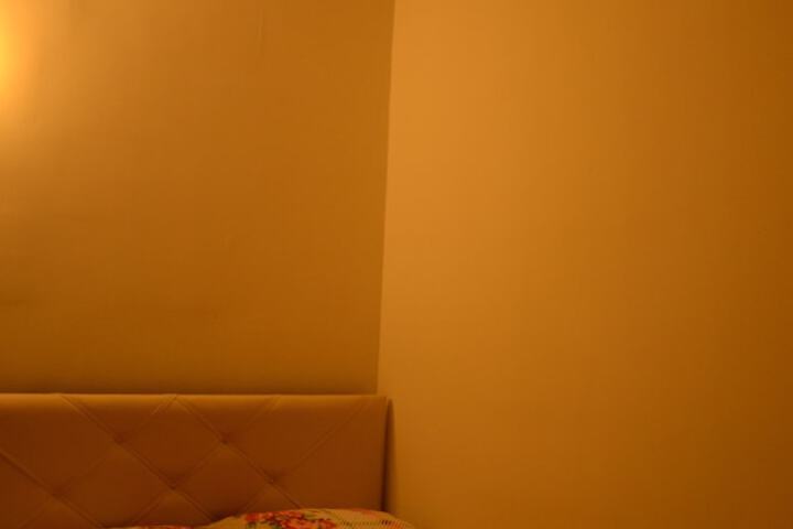 Room 16 of 43