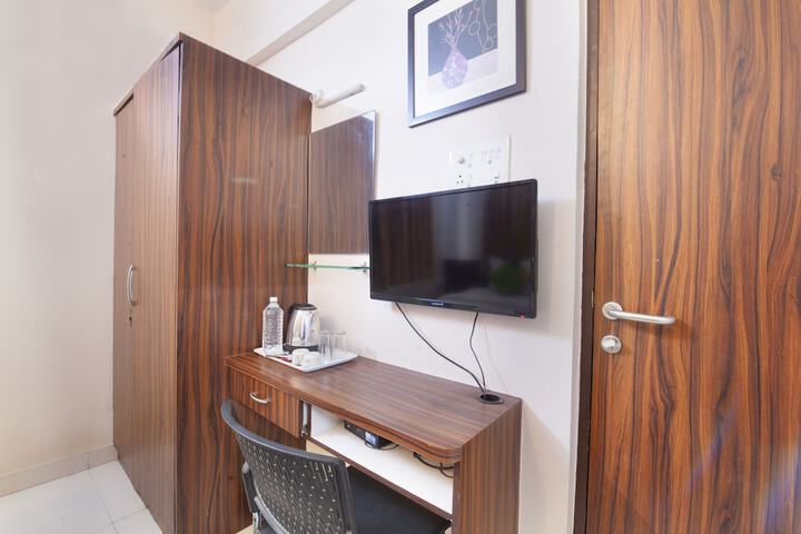 Room 25 of 44