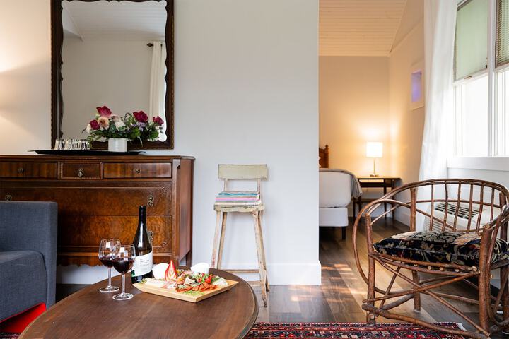 Room 44 of 68
