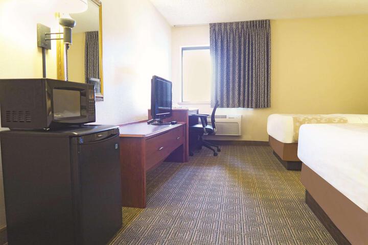 2 Double Beds Deluxe Room (6 of 11)