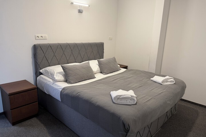 Room 61 of 167