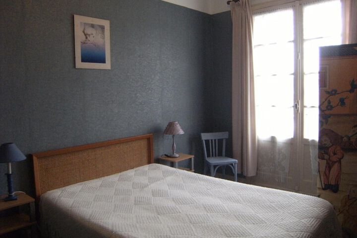Room 25 of 53