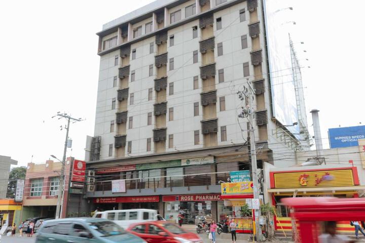 RedDoorz at MJ Cuenco Avenue Cebu