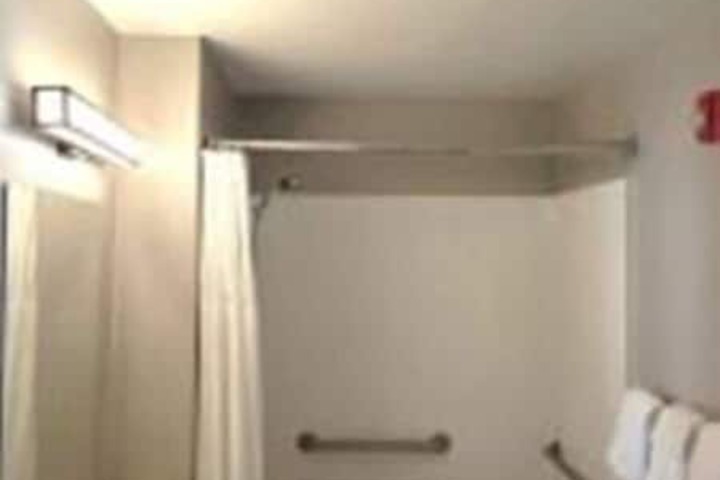 Room 22 of 42