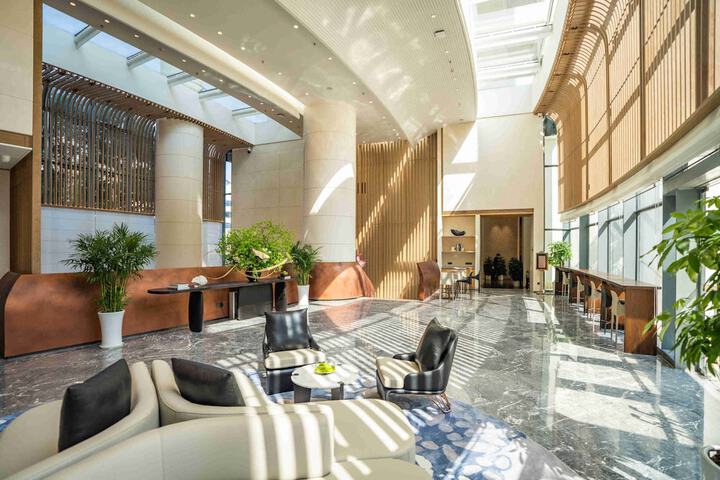 Hotel Interior 6 of 110