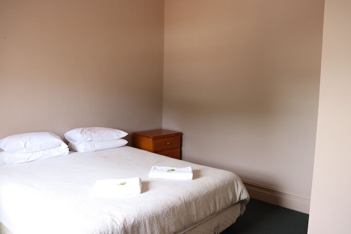 Room 4 of 29