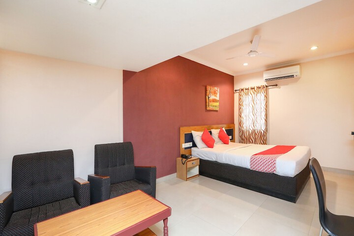 Room 9 of 20