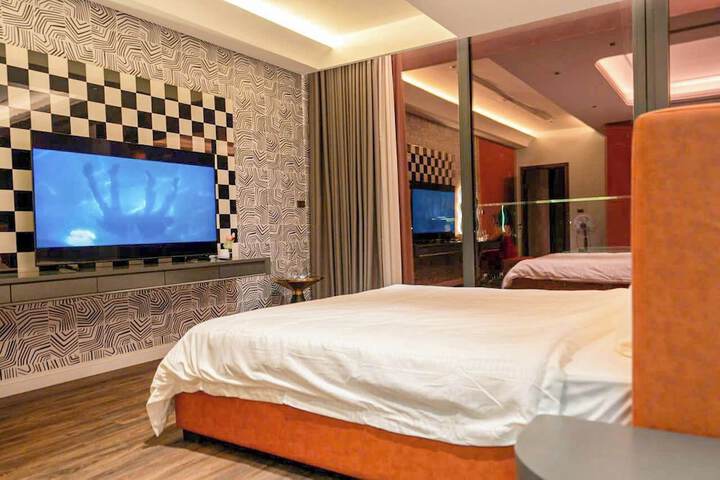 Room 54 of 168