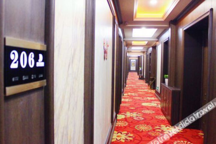 Hotel Interior 13 of 27