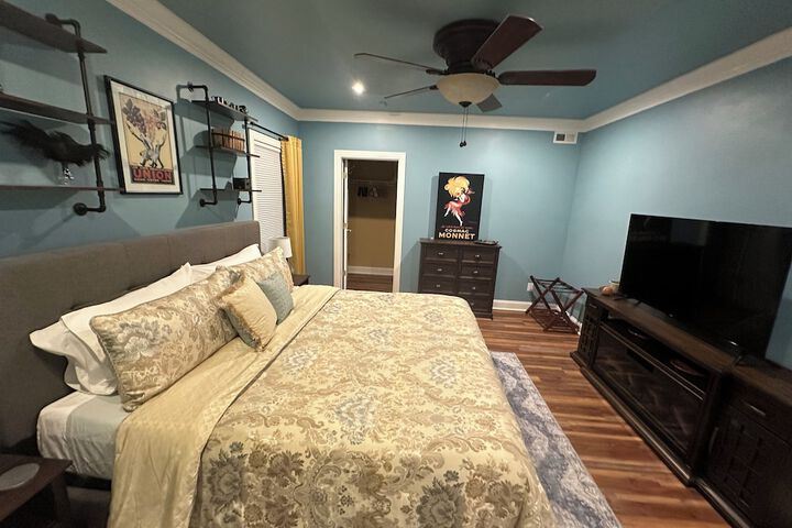 Room 13 of 94