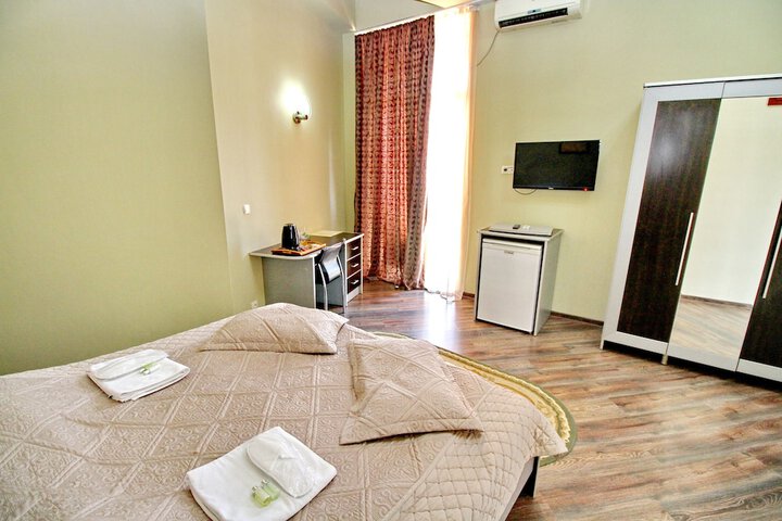 Room 7 of 57