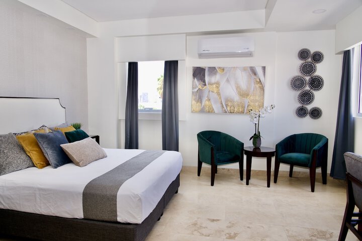 Room 10 of 159