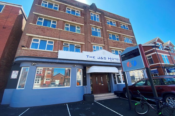 The J & S Hotel