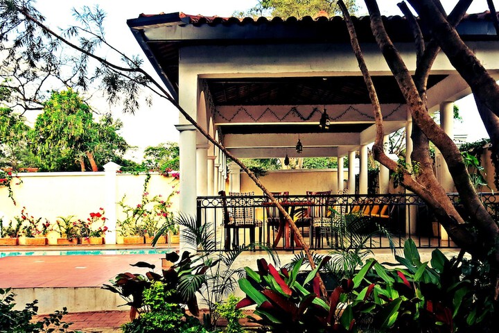 Hotel Exterior 66 of 68