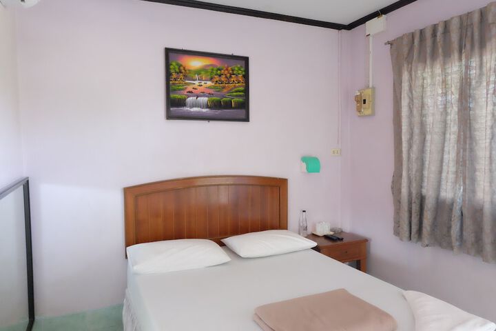 Room 8 of 55
