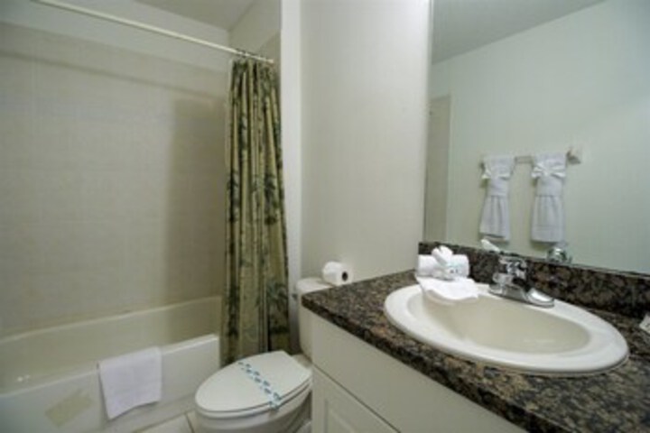 Room 9 of 38