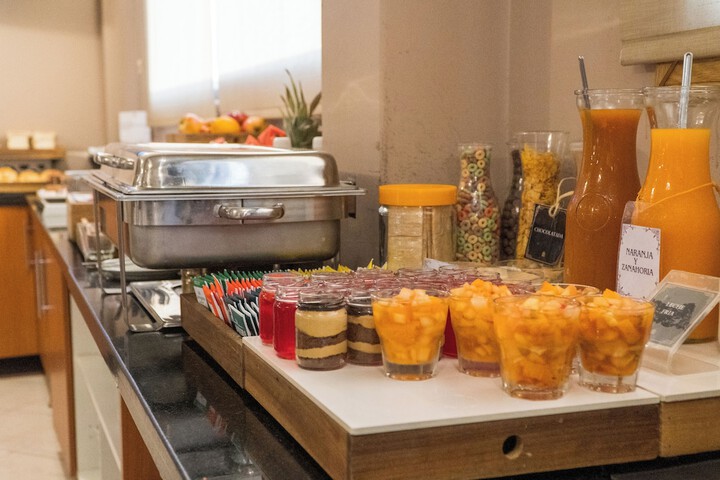 Breakfast buffet