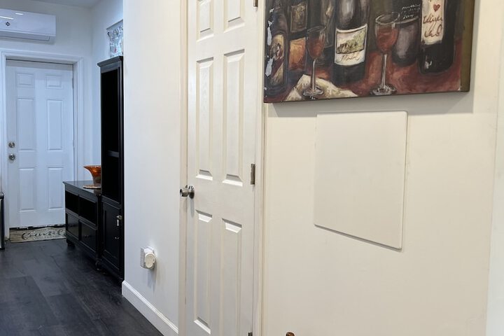 Room 6 of 32