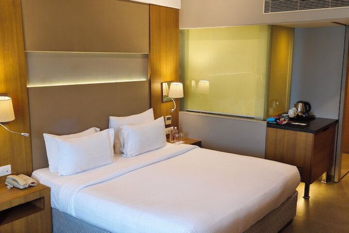 Room 9 of 52