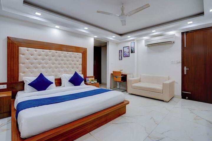 Room 7 of 39