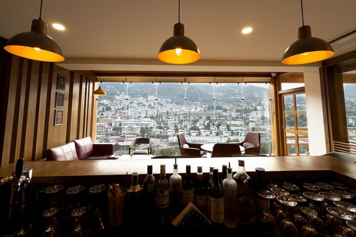 Lounge 20 of 20