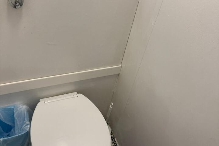 Room 118 of 156