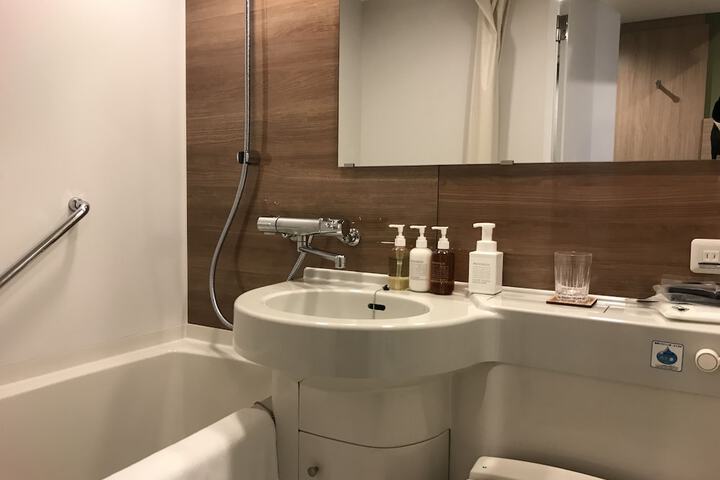 Room 26 of 59