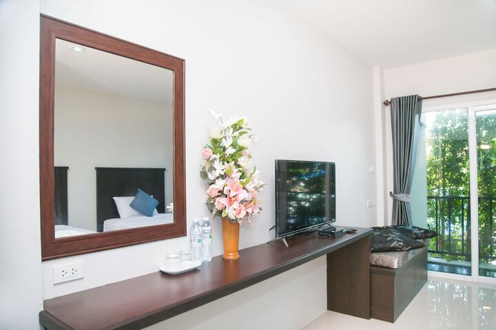 Room 15 of 31