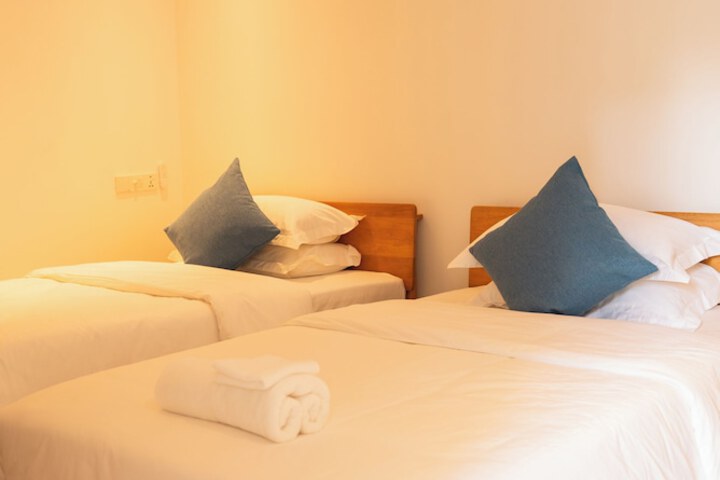 Room 10 of 44