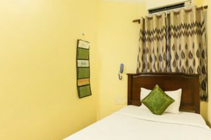 Room 18 of 43