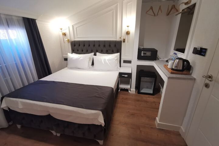 Room 15 of 85