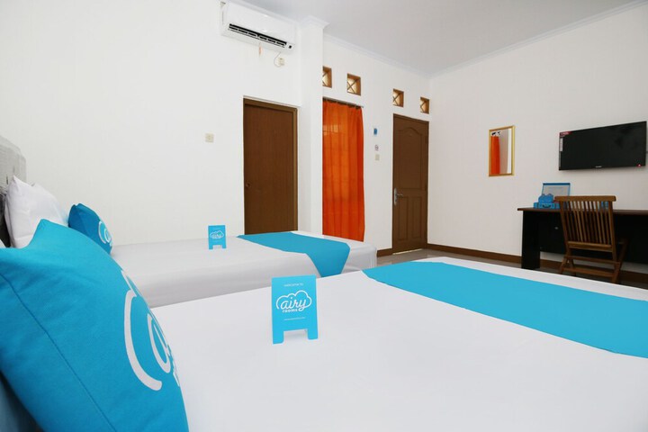 Room 10 of 20